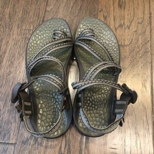 Chaco Updraft Ecotread Size 6